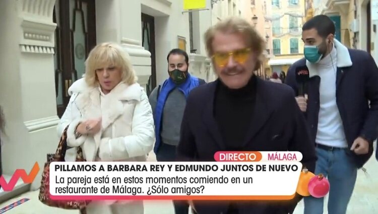 Bárbara Rey y Bigote Arrocet por Málaga | Foto: telecinco.es