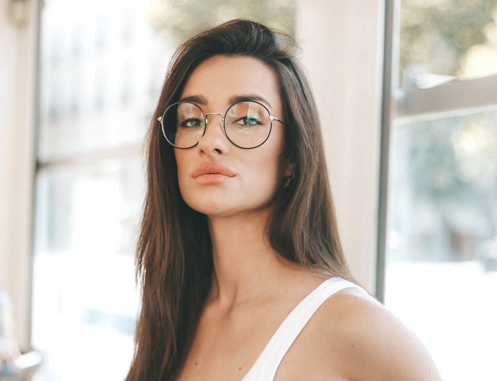 Adara Molinero con gafas/ Foto: Instagram