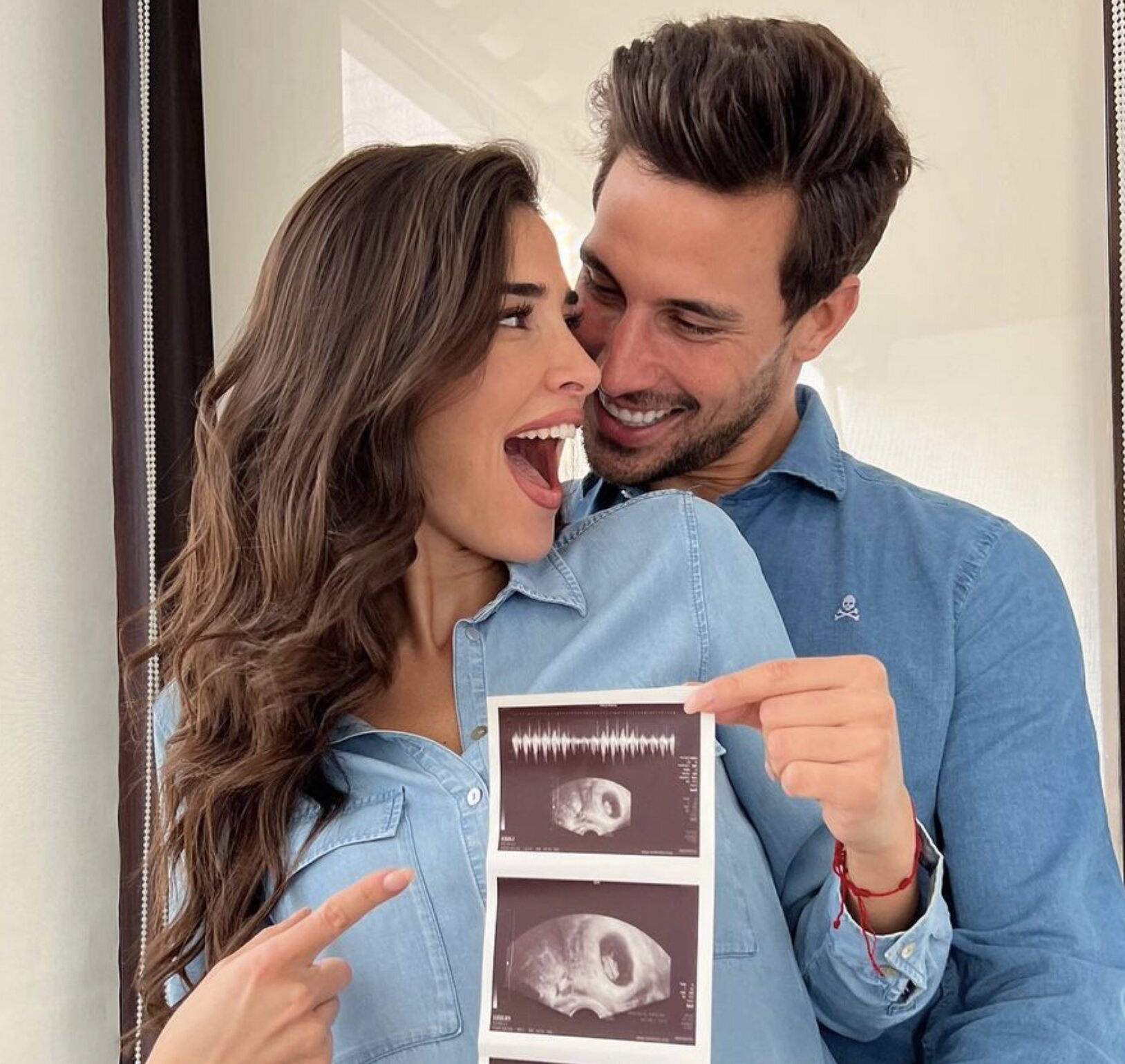 Lidia Torrent y Jaime Astrain anunciando su paternidad/ Foto: Instagram