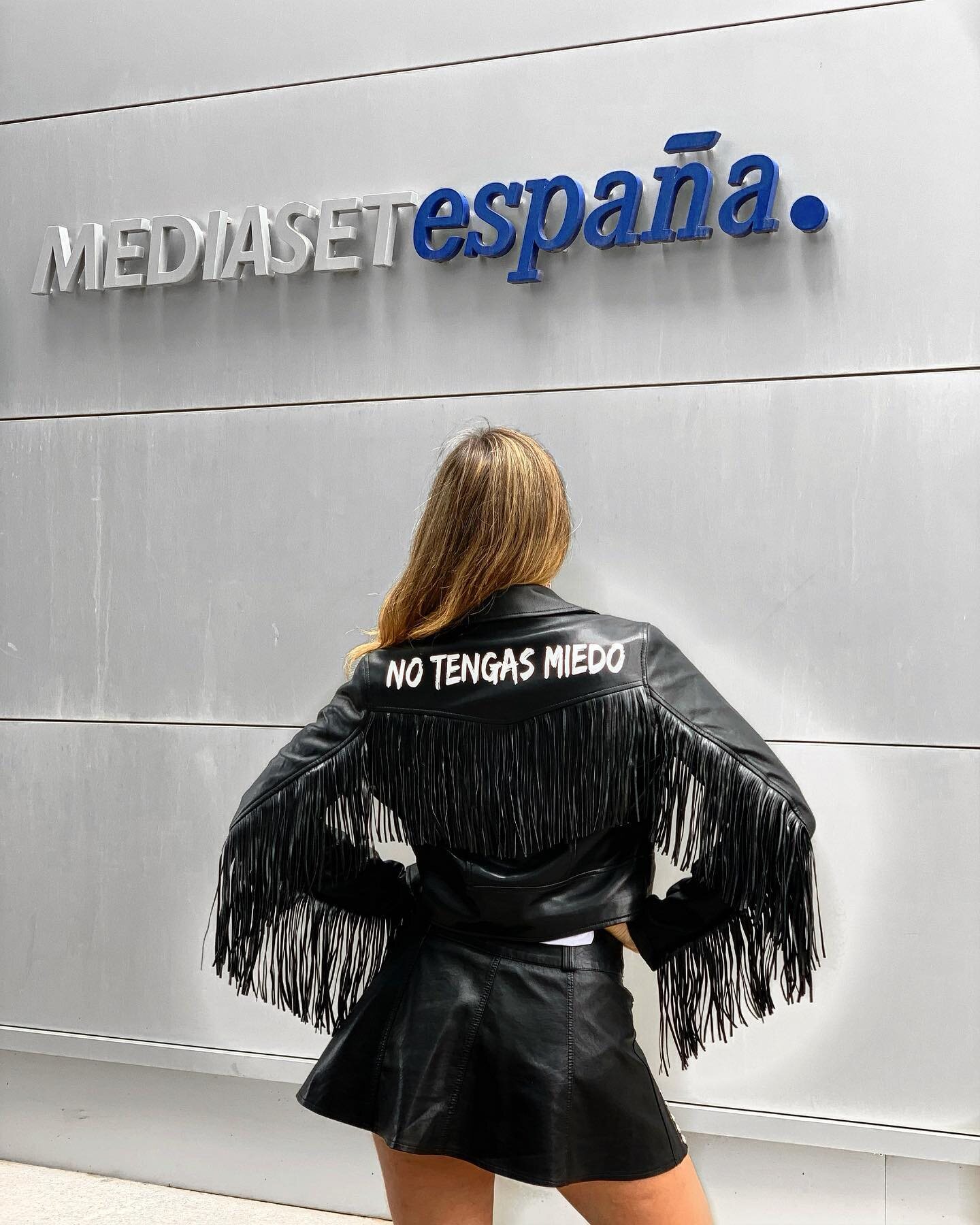 Marta Riesco presenta su chaqueta 'No tengas miedo' | Foto: Instagram