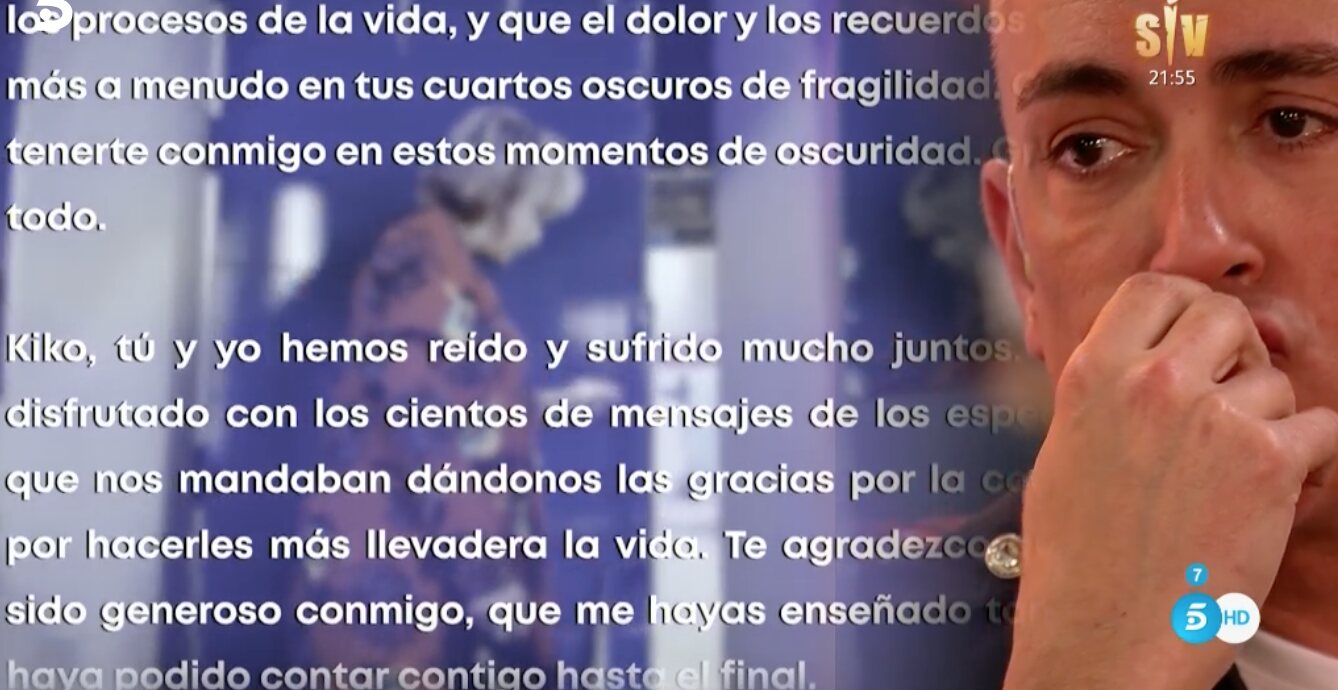 Kiko Hernández, emocionado al escuchar la carta de Mila Ximénez | Foto: Telecinco.es