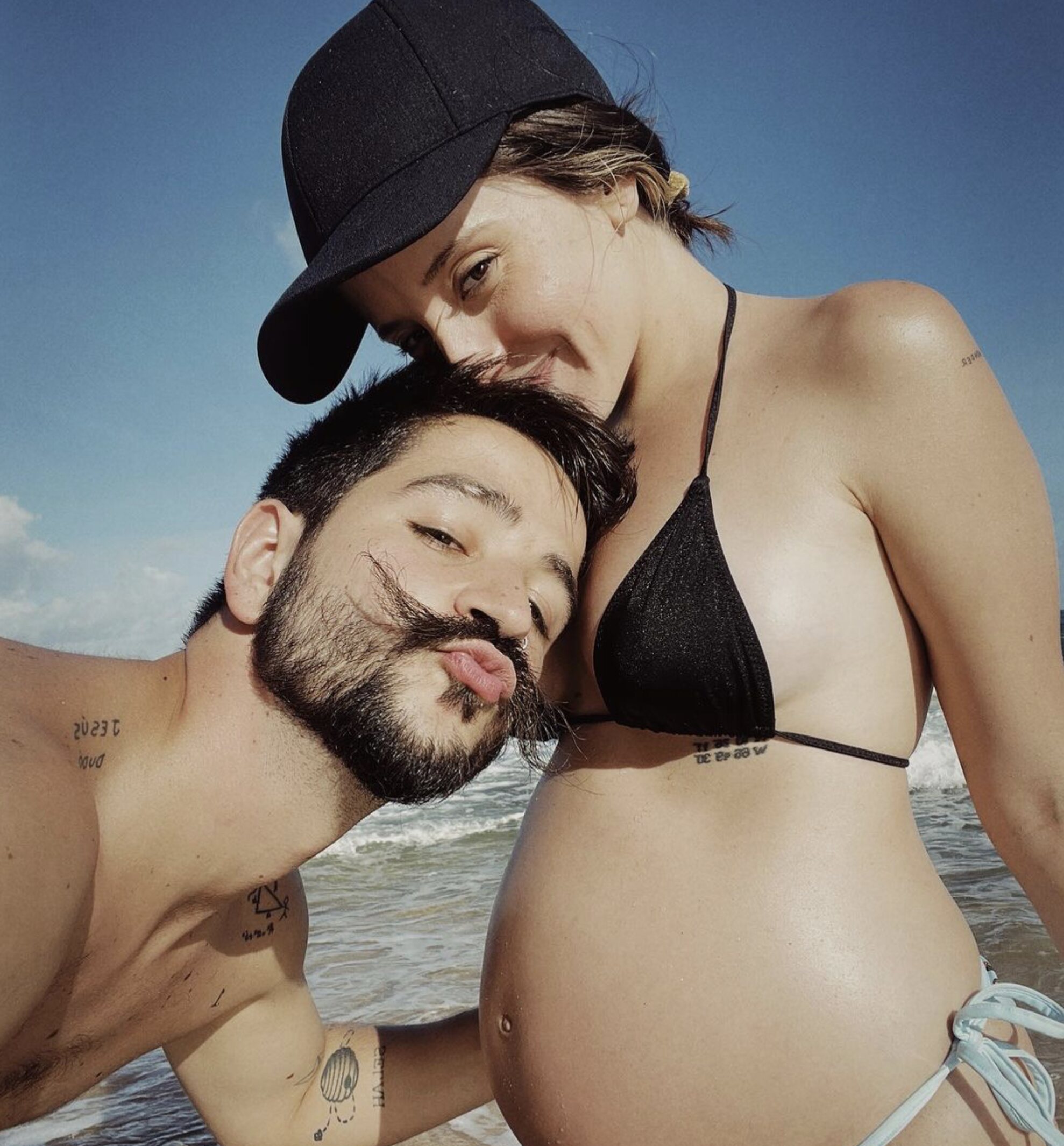 Camilo y Evaluna presumiendo de su embarazo/ Foto: Instagram