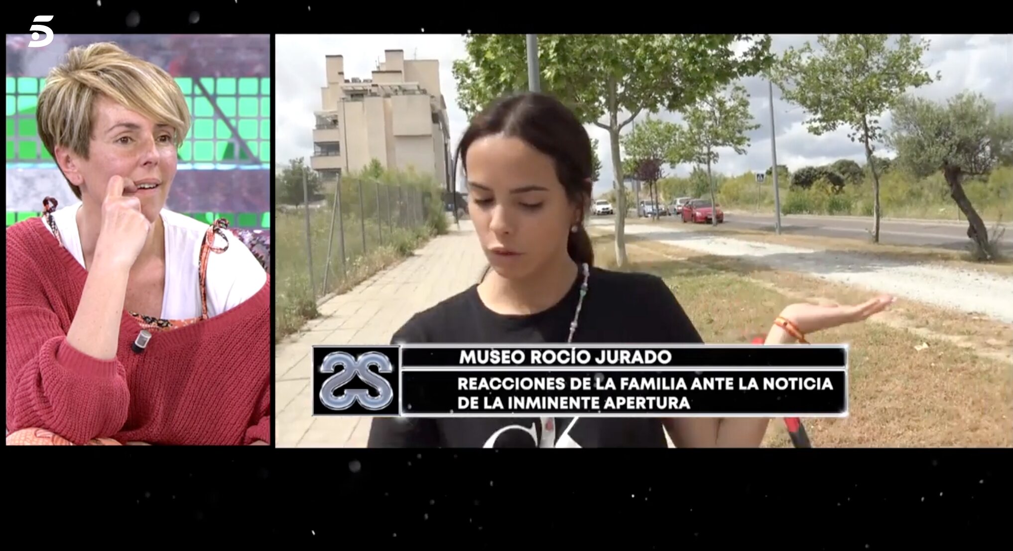 Rocío Carrasco escucha las palabras de su familia por la apertura del museo | Foto: Telecinco.es