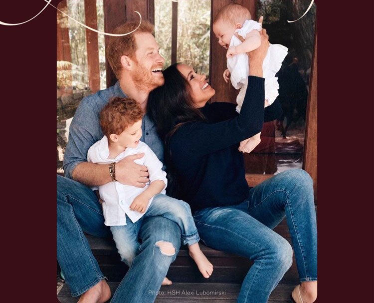 El Príncipe Harry y Meghan Markle con sus hijos Archie y Lili