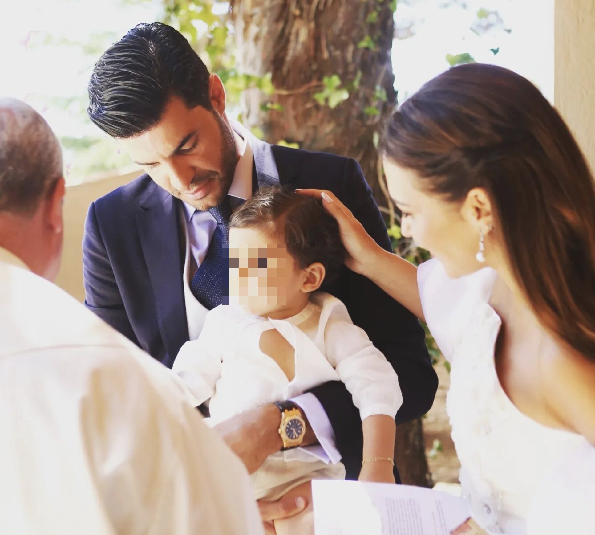 Paula Echevarría y Miguel Torres durante el bautismo de su hijo Miki/ Foto: Instagram