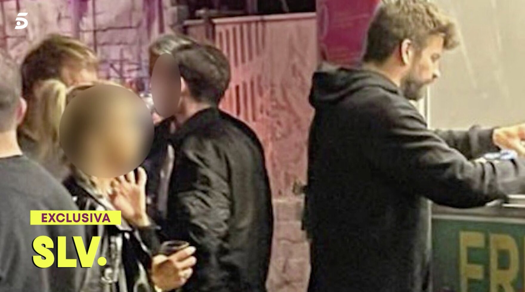 Gerard Piqué con su nueva novia en Estocolmo/ Foto: telecinco.es