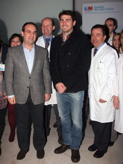Iker Casillas en el Hospital Rey Juan Carlos