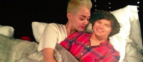 Miley Cyrus con Harry Styles// Foto:Twitter