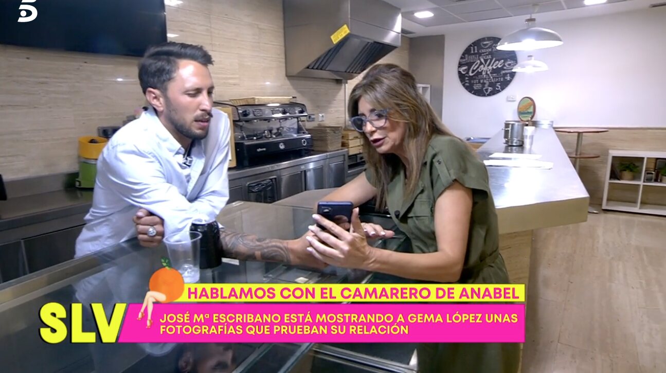 José María Escribano ha mostrado fotos con Anabel Pantoja | Foto: Telecinco.es