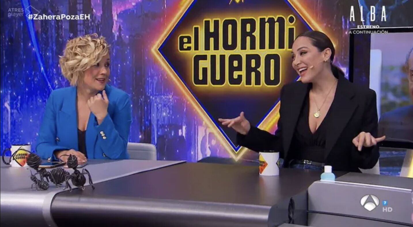 Cristina Pardo y Tamara Falcó trabajando juntas en 'El Hormiguero'