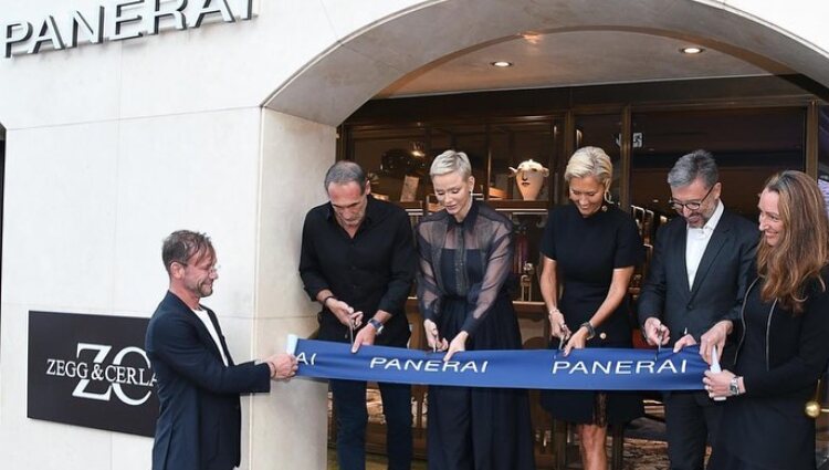 Charlene de Mónaco inaugurando la nueva tienda Panerai