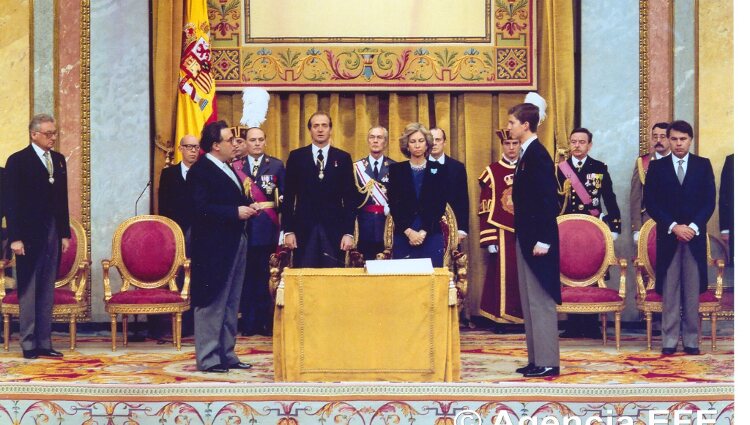 Juramento de lealtad de la Constitución del entonces Príncipe Felipe en 1986 | Casa Real