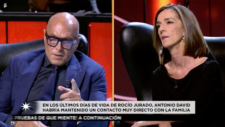 Kiko Matamoros y Paloma García Pelayo mantienen una tensa discusión en plató |Foto: Telecinco