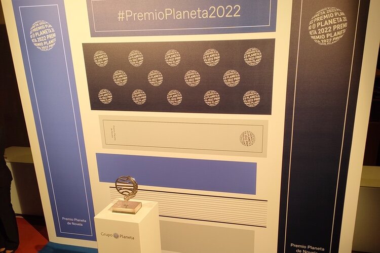 El Premio Planeta 2022 a la espera de ser entregado
