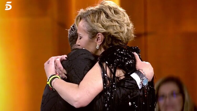 Jorge y Rocío se funden en un abrazo | Foto: telecinco.es