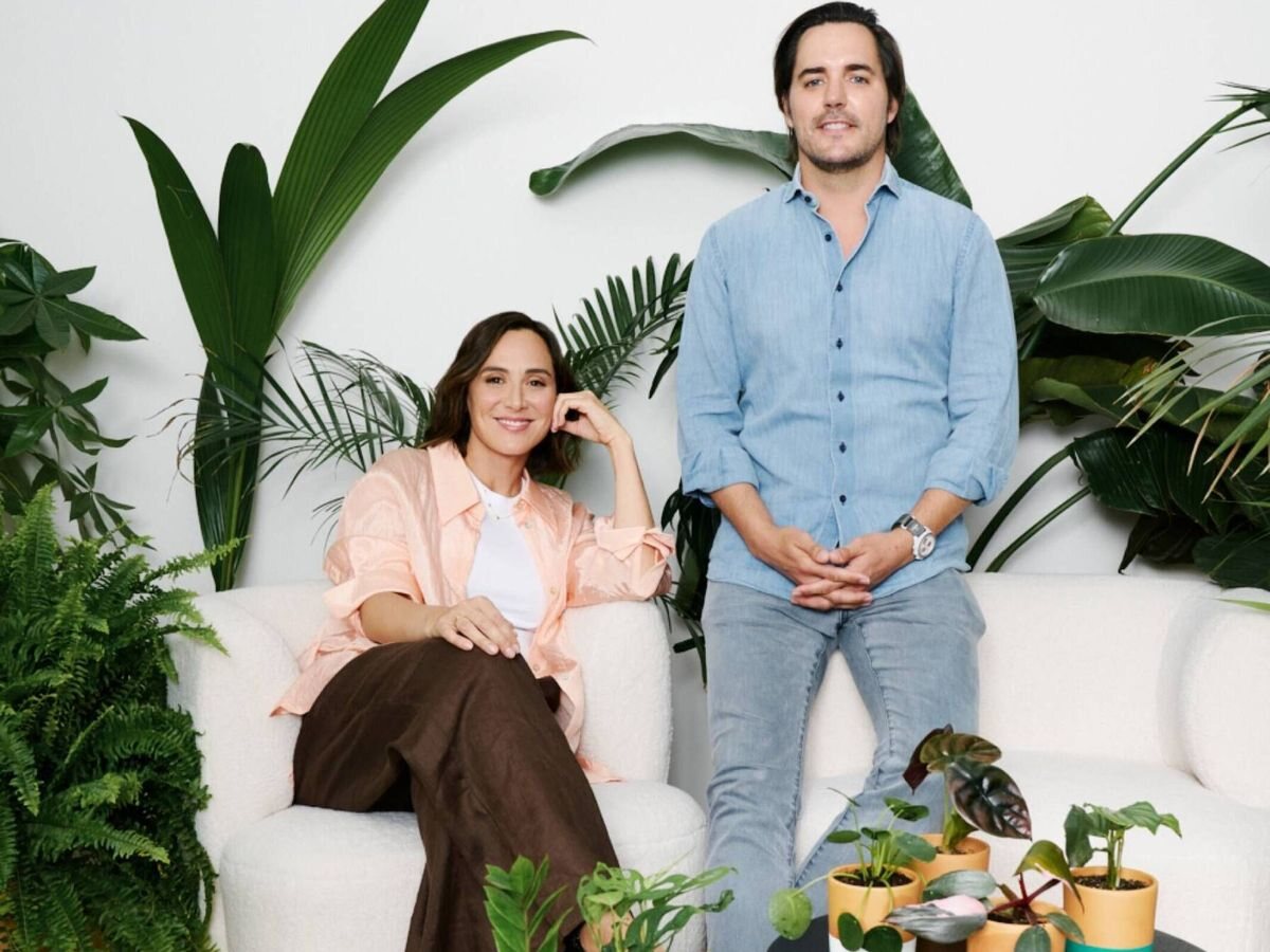 Tamara Falcó y Hugo Arévalo promocionando su marca de plantas/ Foto: instagram