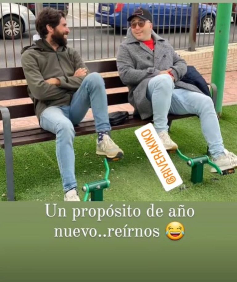 Cayetano y Kiko Rivera en un parque/ Foto: Instagram