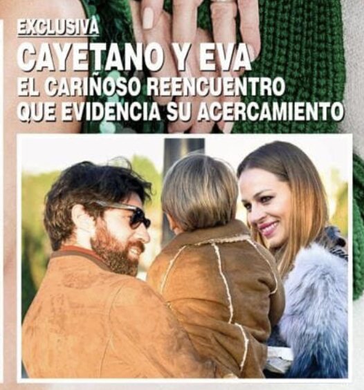 Eva González y Cayetano Rivera con su hijo en la portada de ¡Hola!