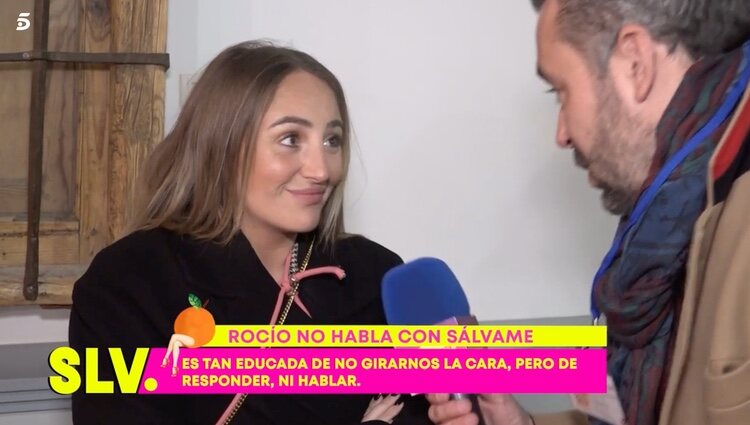 Rocío Flores se muestra muy seria con los medios de comunicación | Foto: Telecinco