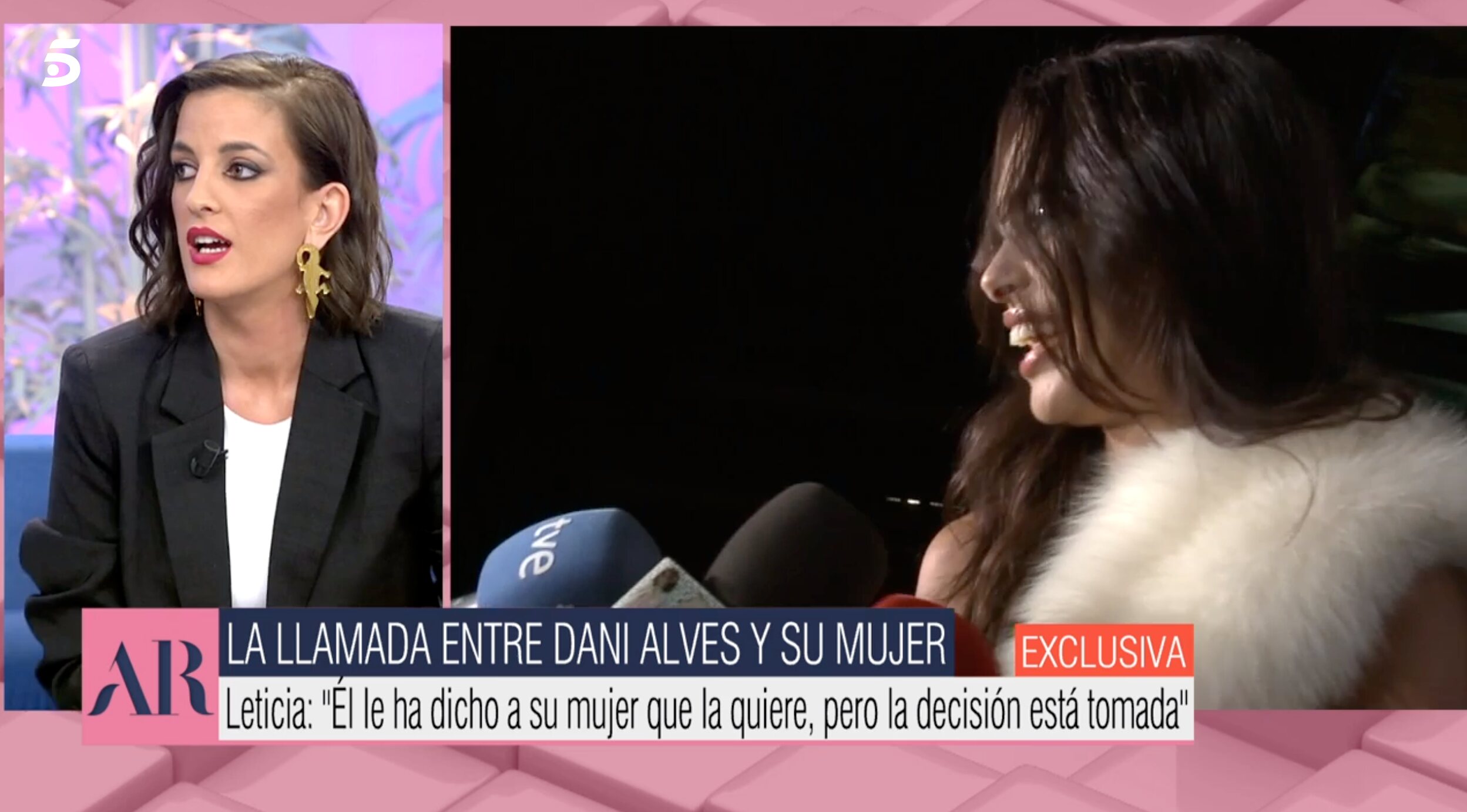 Leticia Requejo insiste en su información sobre Joana Sasnz y Dani Alves | Foto: Telecinco.es