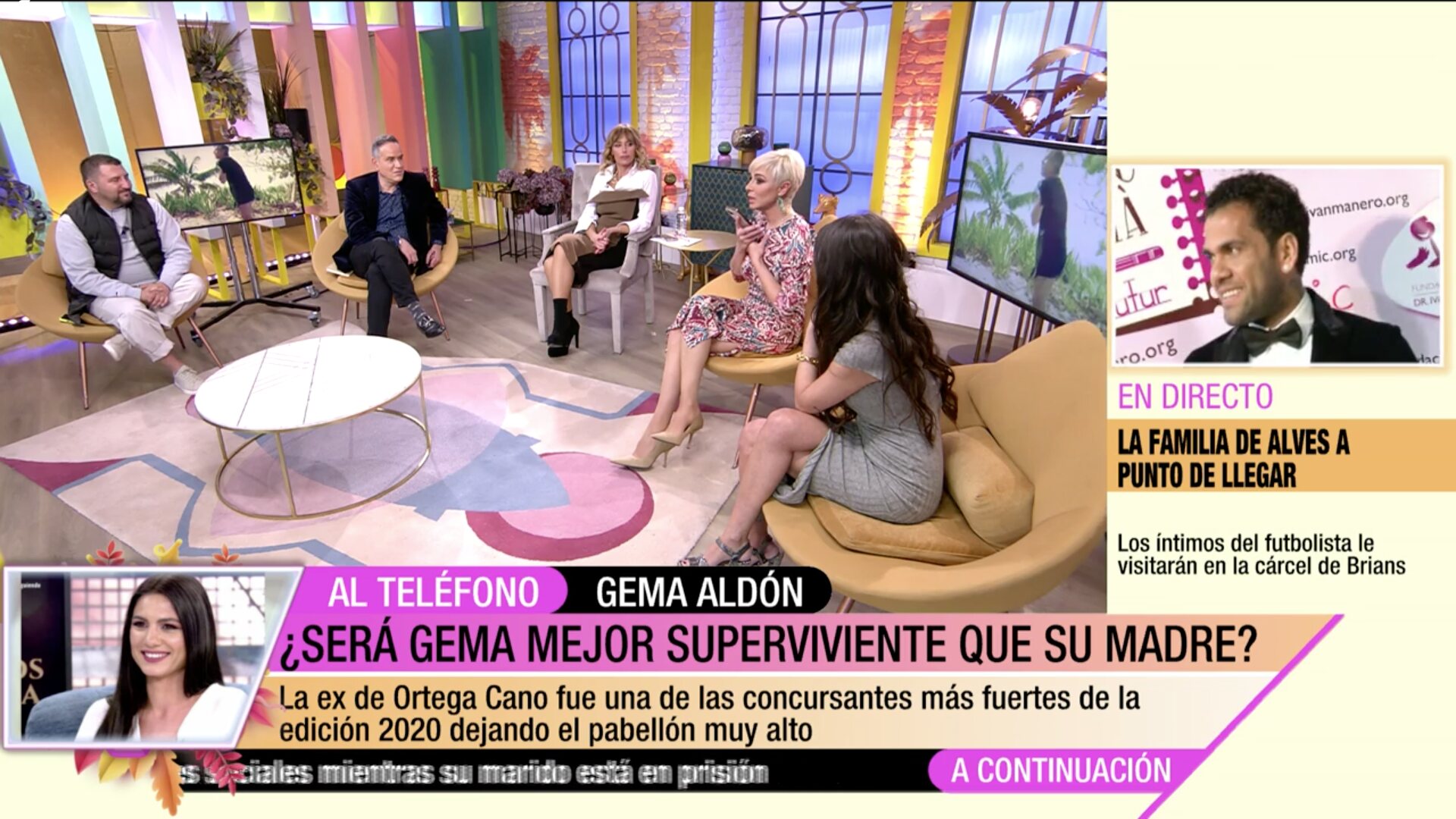 Los colaboradores hablan en directo con Gema Aldón / Foto: Telecinco.es