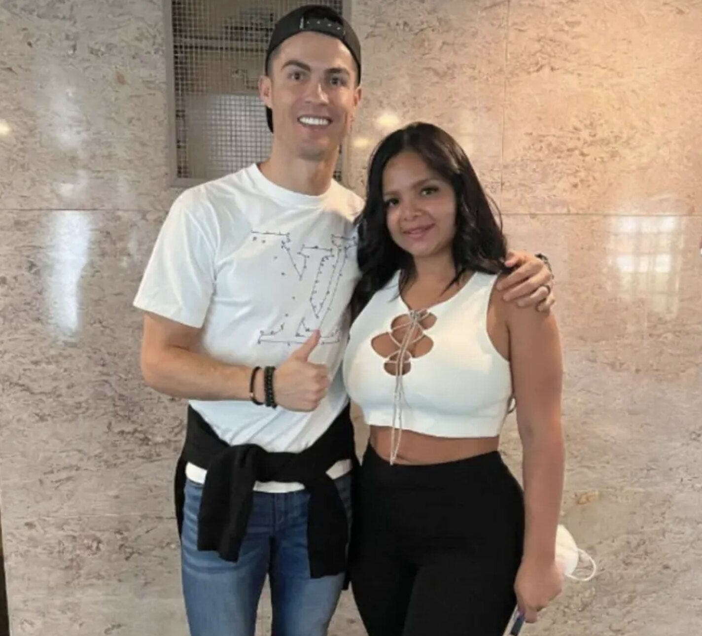 Cristiano Ronaldo con la mujer que habría sido infiel a Georgina/ Foto: Instagram