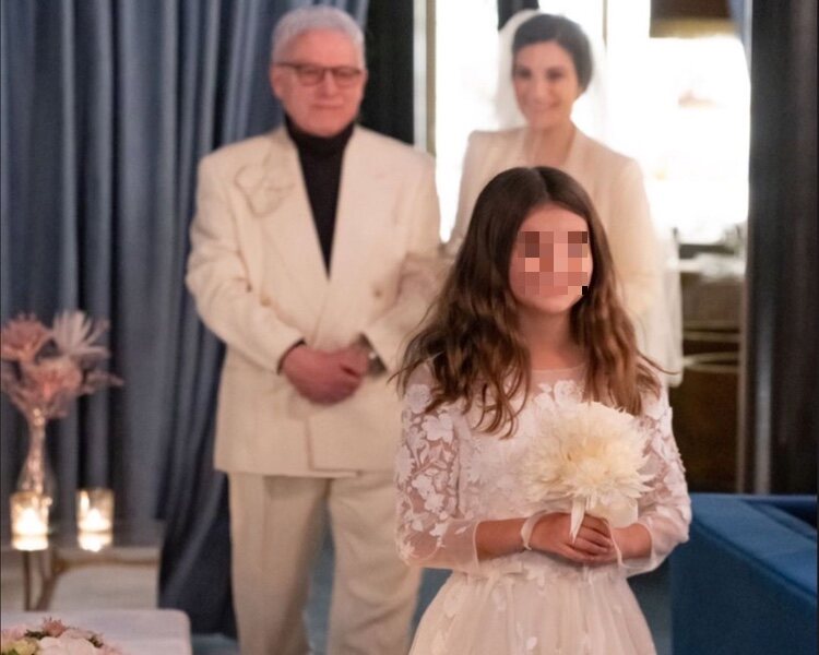 Laura Pausini con su padre y su hija en su boda