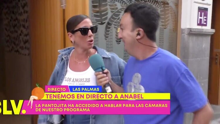 Anabel habla con el reportero | Foto: telecinco.es