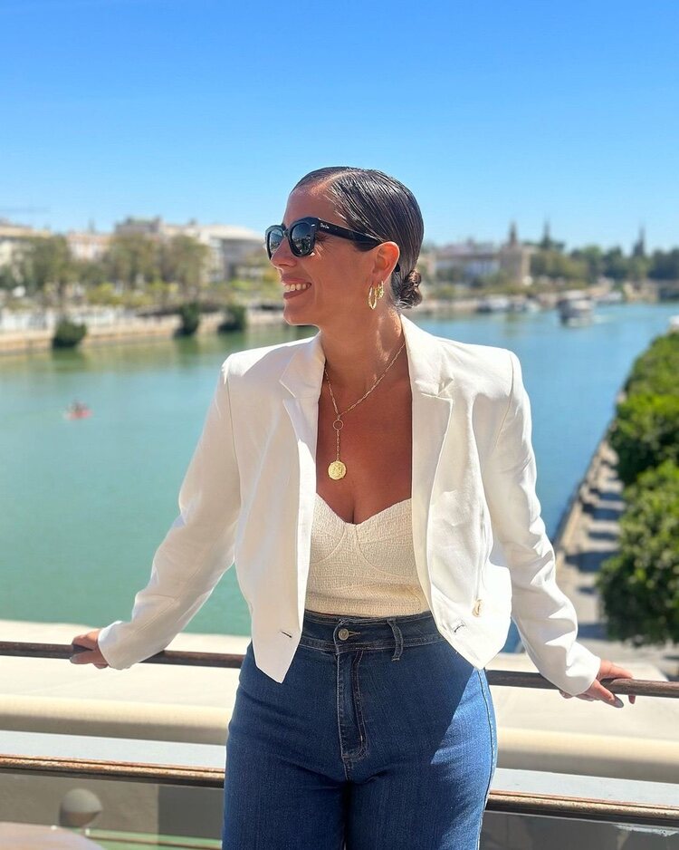 Anabel Pantoja con una de las cuestionadas chaquetas | Instagram