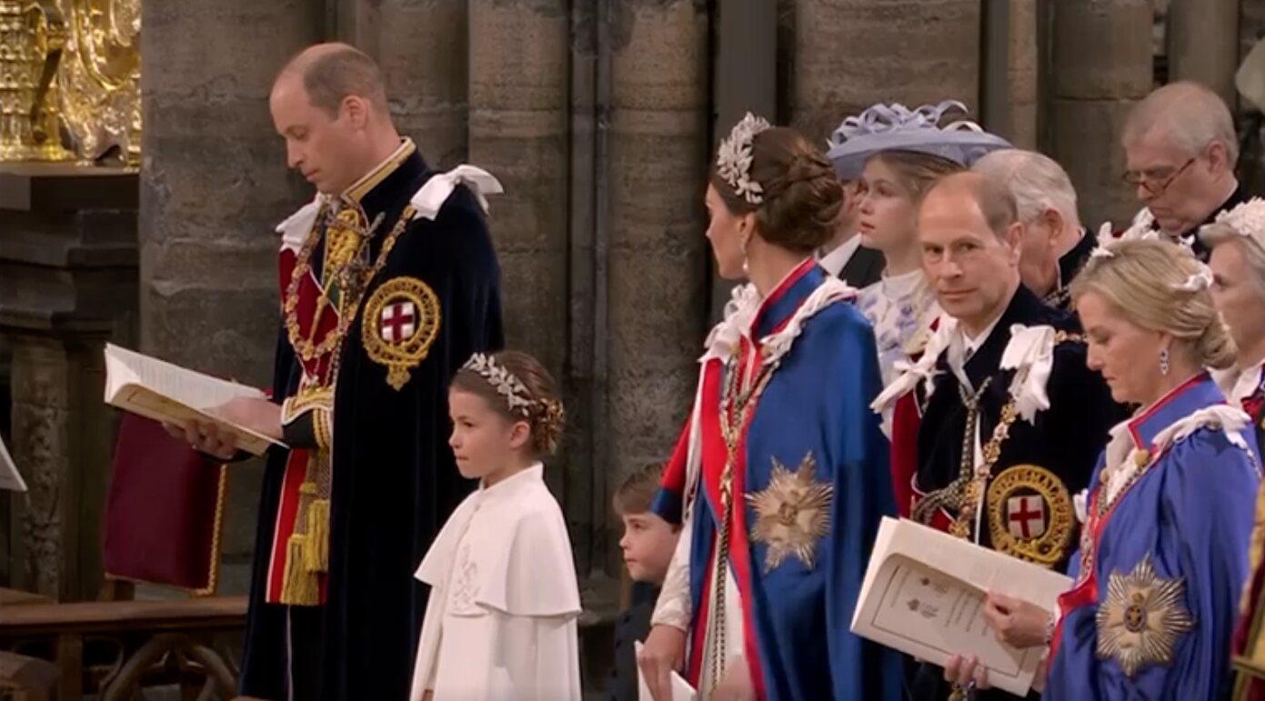 Los Príncipes de Gales y sus hijos Charlotte y Louis y los Duques de Edimburgo