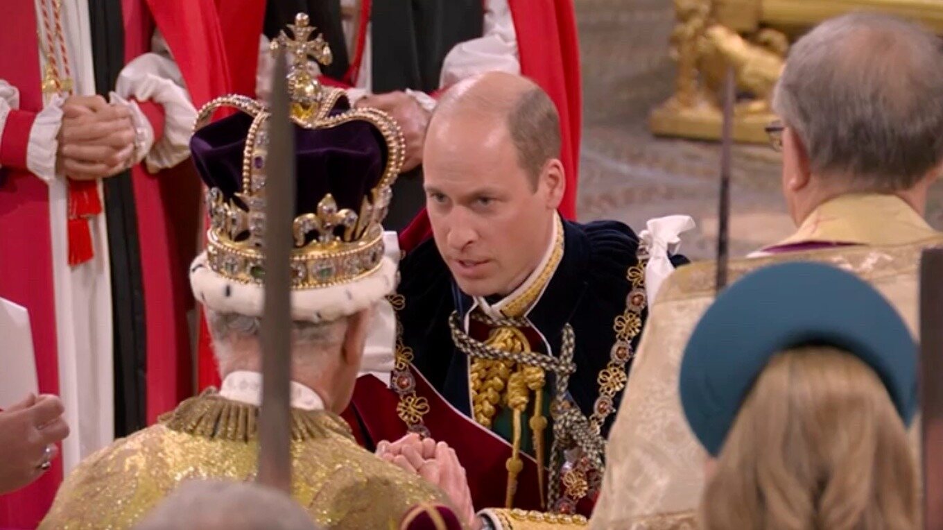 El Príncipe Guillermo jura lealtad a Carlos III