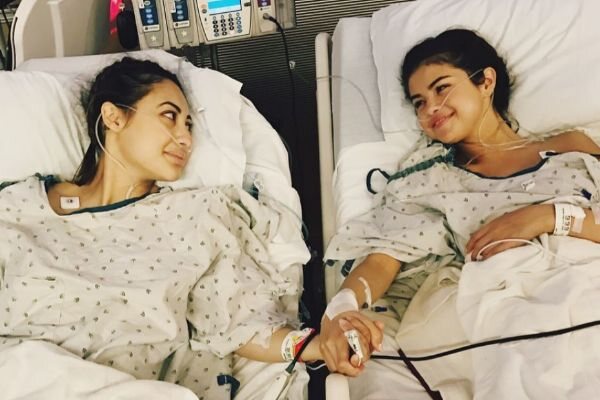 Francia Raísa con Selena Gomez después de donarle un riñón/ Foto: Instagram