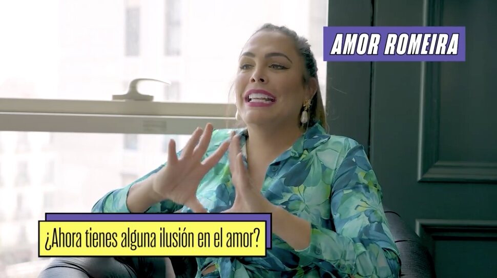 Amor Romeira se somete a las preguntas de 'Outdoor' / Foto: Telecinco.es