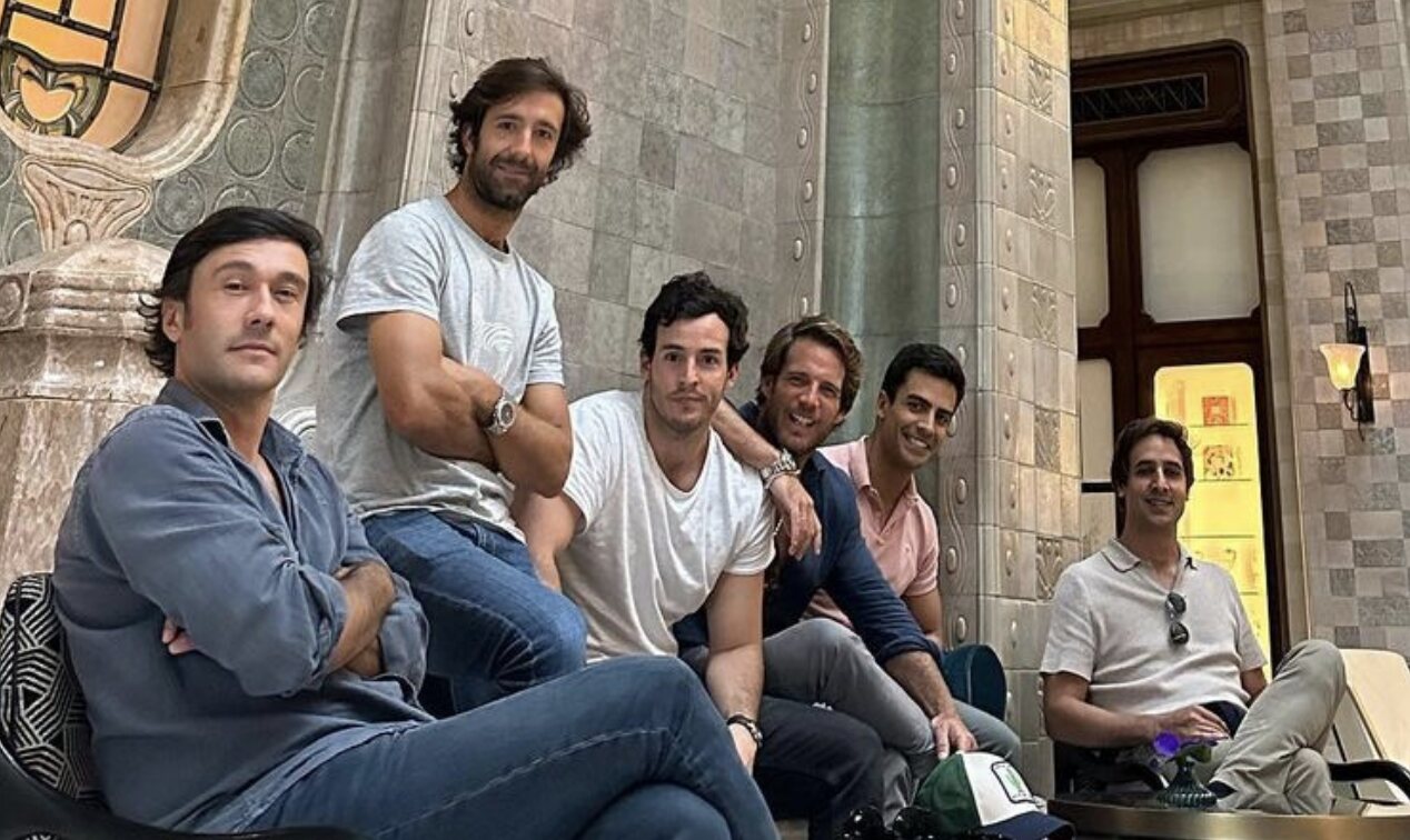 Íñigo Onieva con sus amigos en Budapest/ Foto: Instagram