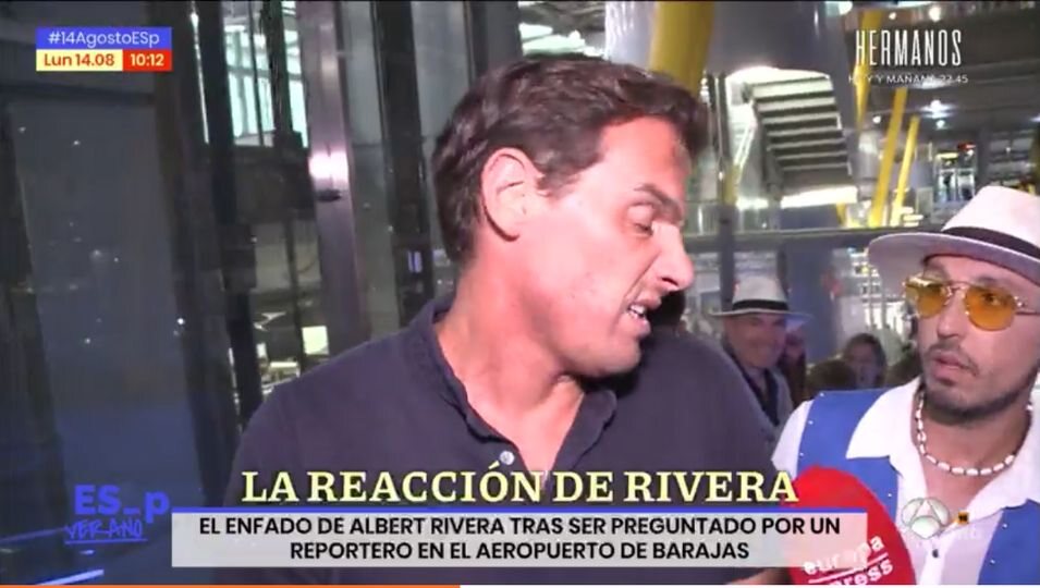 Albert Rivera se enfrenta a la prensa tras ser preguntado por Aysha Daraaui | Foto: Antena3.com