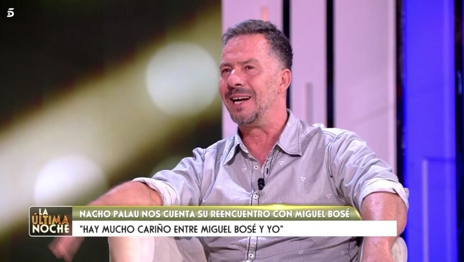Nacho Palau se sincera sobre su relación con Miguel Bosé en 'La última noche' | Foto: Telecinco.es