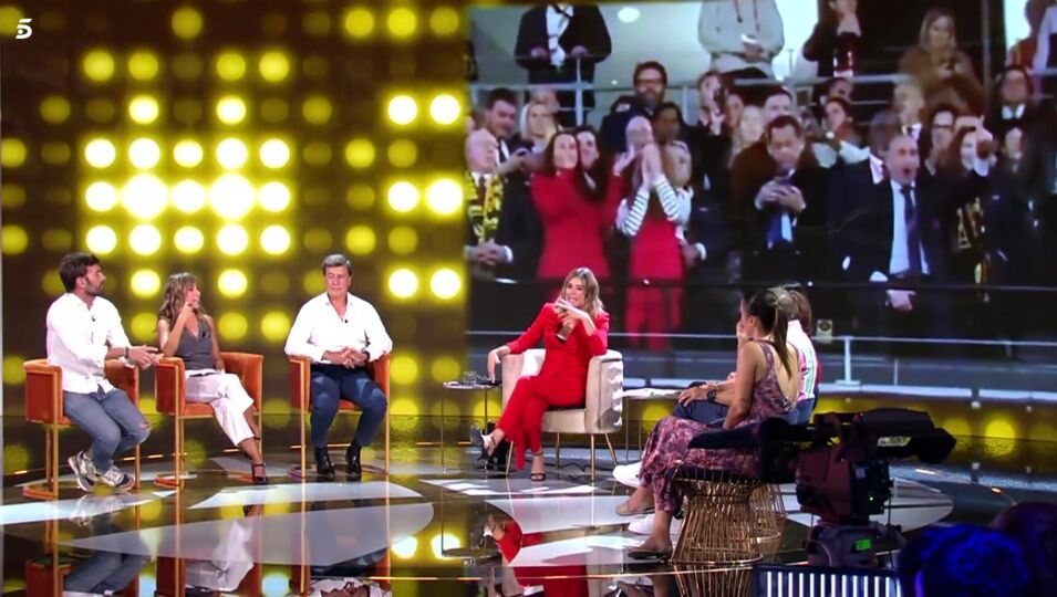 Cayetano Martínez de Irujo da su opinión sobre el beso de Rubiales a Jenni Hermoso | Foto: Telecinco.es