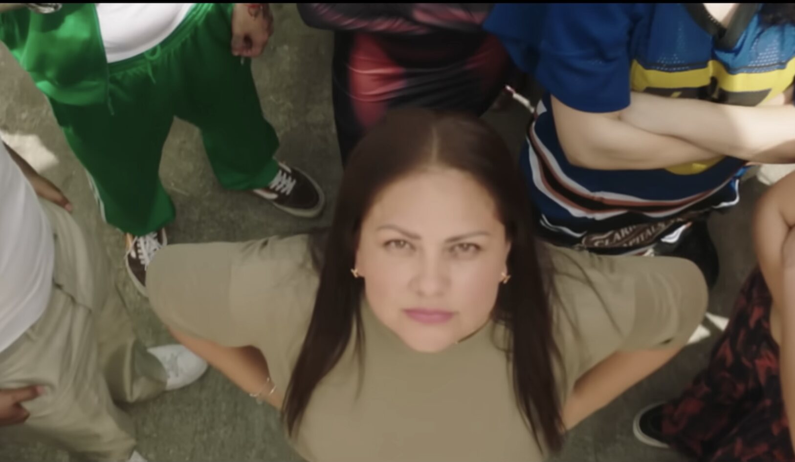 Lili Melgar en el videoclip de 'El jefe'