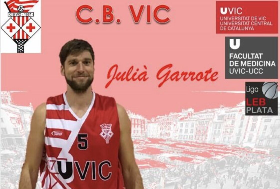 Julià Garrote Costa en 2018, cuando renovó por Club Bàsquet Vic LigaLEBPlata / Foto: Facebook