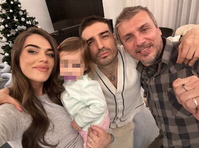 Violeta Mangriñán con Fabio, su hija y su suegro/ Foto: Instagram