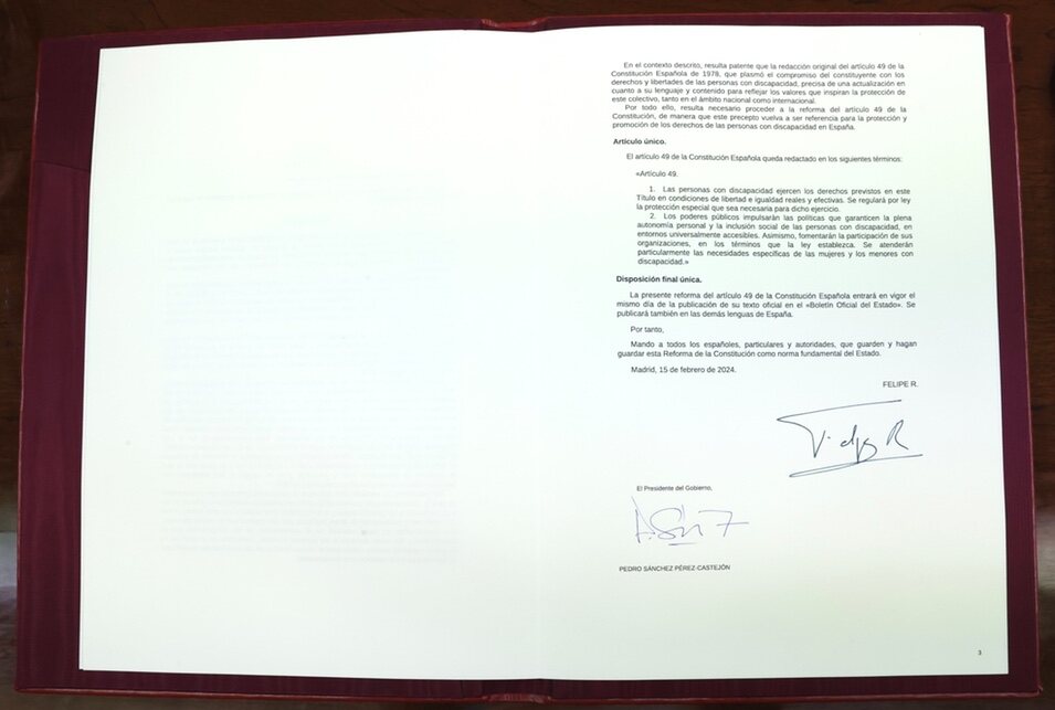Reforma constitucional sancionada por Felipe VI