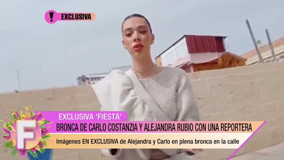 Alejandra Rubio habla con la reportera | Foto: telecinco.es