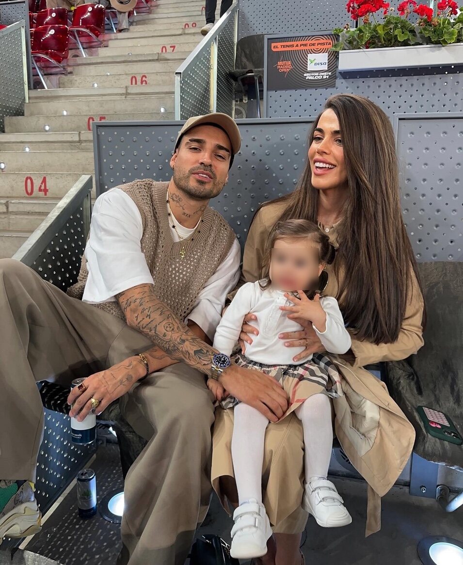 Violeta y Fabio con su hija Gala | Instagram