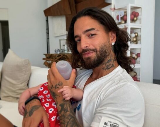 Maluma con su hija/ Foto: Instagram