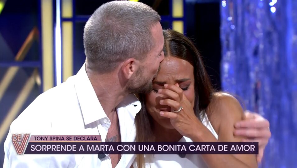 Tony Spina y Marta Peñate tras hablar de su lucha por tener un hijo | Telecinco