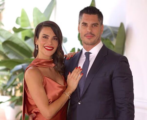 Carla Barber y Carlos Rubí en la boda de unos amigos/ Foto: Instagram