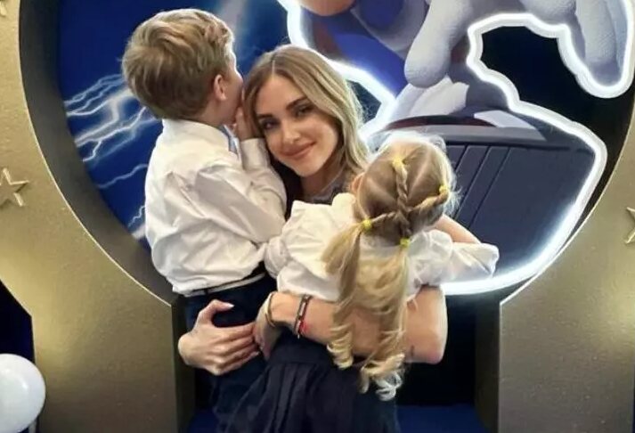 Chiara Ferragni con sus hijos/ Foto: Instagram