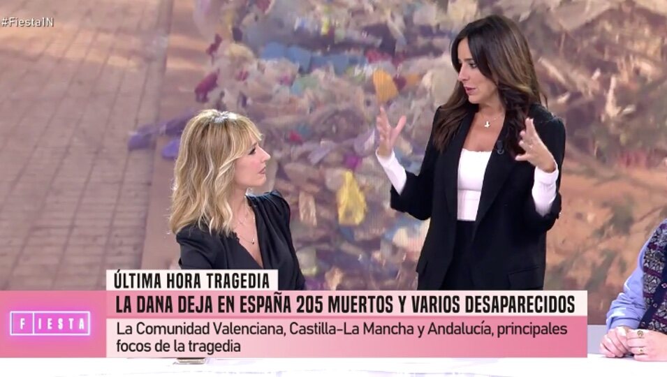 Carmen Alcayde buscando a su tío l Fuente: Telecinco