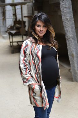 Mónica Cruz embarazada en la presentación de la quinta temporada de 'Águila Roja'