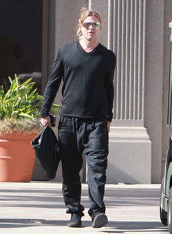 Brad Pitt vuelve al trabajo tras la mastectomía de Angelina Jolie